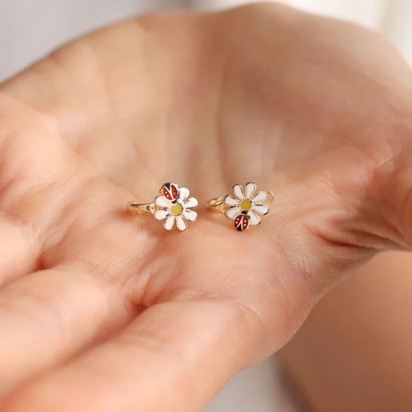 Altın Çocuk Küpesi Papatya Uğurböçek - Resim 2