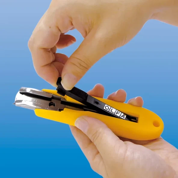 OLFA SK-5 Otomatik Kapanan Emniyetli Maket Bıçağı - 2