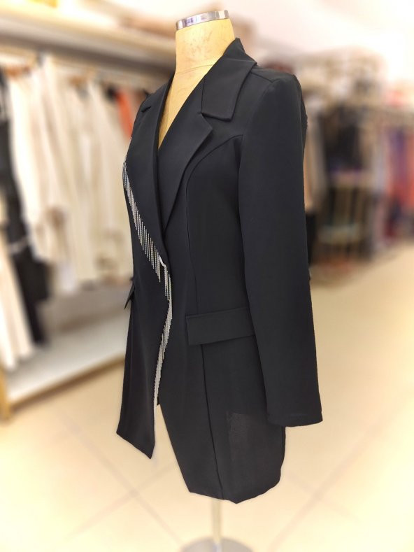 Ecem Kasab Boutique Selinada  Zincir Detaylı Ceket Siyah - 3