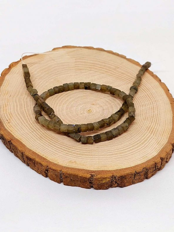 Labradorit Taşı Küp Şekilli YARIM Dizi 4mm (18cm uzunluğundadır) - Resim 2