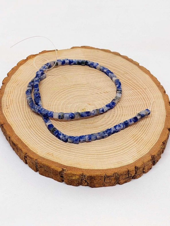 Sodalit Taşı Küp Şekilli Dizi 4mm ürün görseli