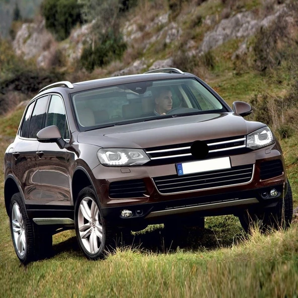 VW Touareg 2011-2014 Ayak Aydınlatma Lambası 7L0947415 - 2