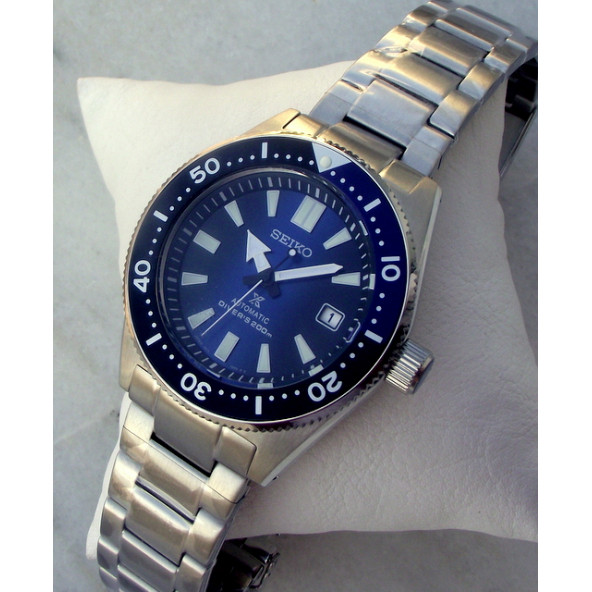 Seiko Prospex Divers 200 m 6R35-00W0 Otomatik Erkek Kol Saati - 8