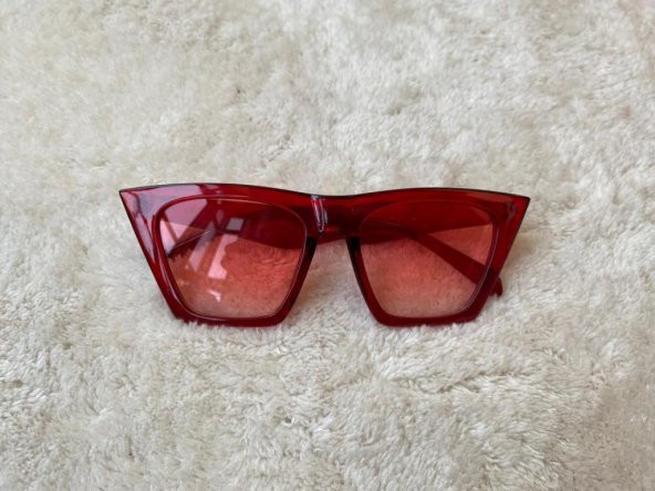Kadın Krem Çerçeveli Siyah Lens Köşeli Cat Eye Güneş Gözlüğü uv400 - 9