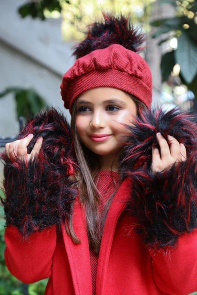 Kız Çocuk Kolları ve Kapüşonu Kürk Detaylı Ponpon Bereli Kırmızı Kaşe Kaban - 2
