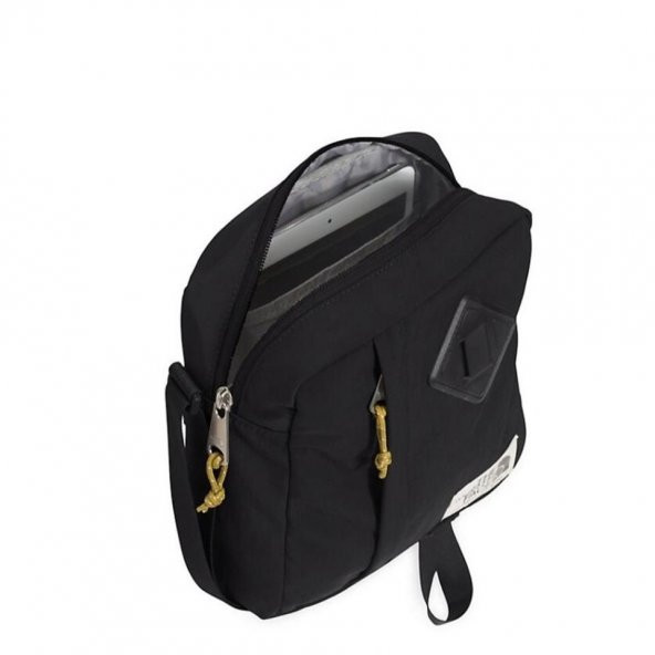 The North Face Berkeley Crossbody Omuz Çantası Siyah - 3