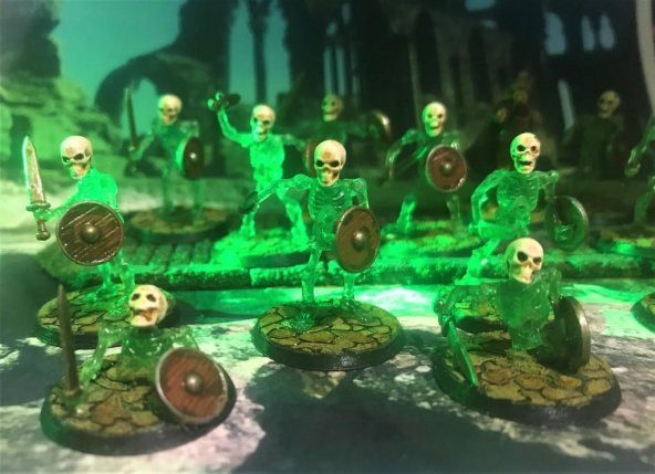 28Mm - Kılıç Ve Kalkanlı İskelet Savaşçısı Plastik Aparat