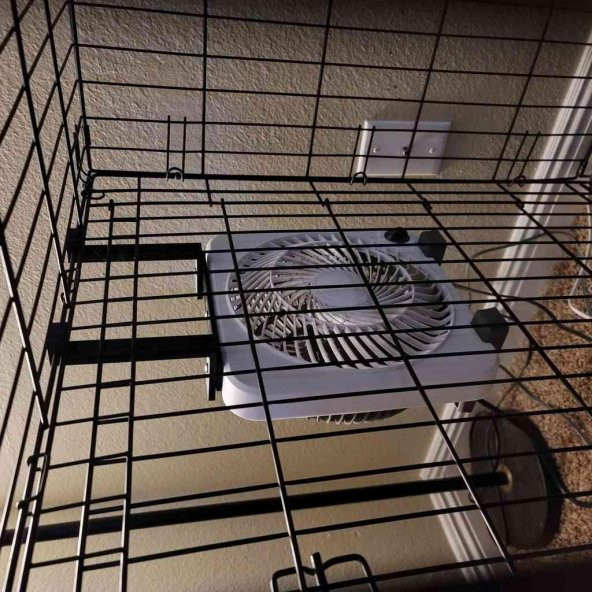 Köpek Köpek Kulübesi Fan Montaj Braketi Plastik Aparat - 1