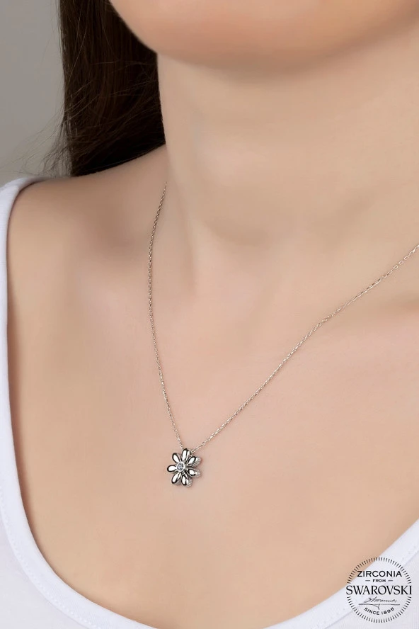 Union Swarovski Zirconia Kadın Papatya Gümüş Kolye