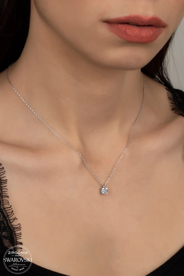Union Swarovski Zirconia Kadın Pırlanta Montür Gümüş Kolye - 1