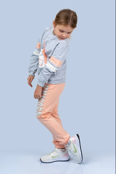 Kız Çocuk Boynuzlu At Eşofman Takımı - Resim 3