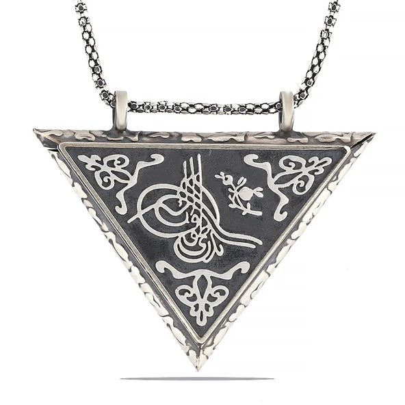 Gümüş Üçgen İçi Açılabilen Tuğra Muskalık Kolye  SL4309 ürün görseli