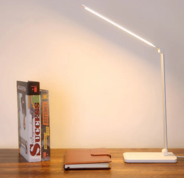 Digad 1938 Dekoratif Masa Lambası