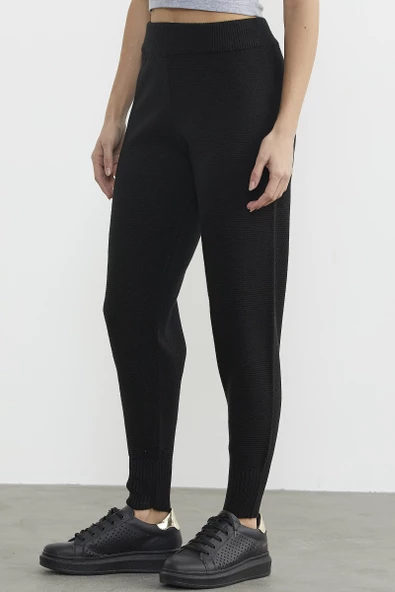 Jogger Rahat Kalıp Triko Pantolon - Siyah - Resim 3