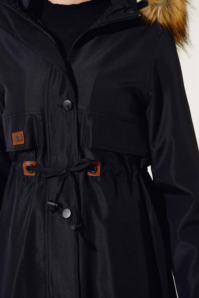 Beli Bağcıklı Kapüşonlu İçi Kürklü Kaban Siyah - 4