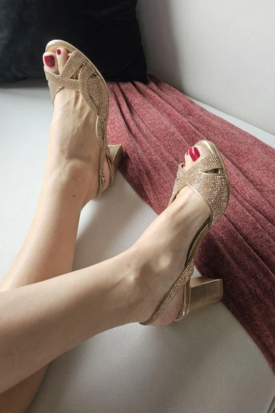 135 4650 Topukla Kadın Taşlı Kalın Topuklu Abiye Ayakkabı ürün görseli