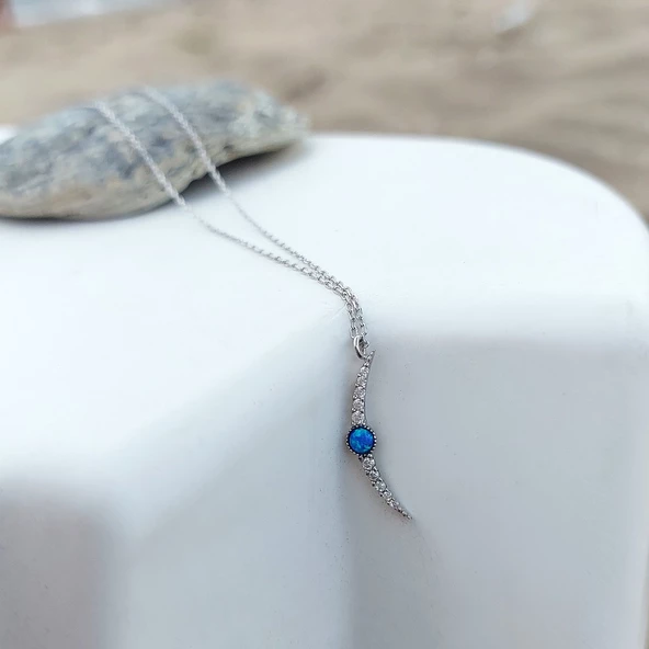 Vaoov 925 Ayar Gümüş Opal Taşlı Rodyumlu Ay Kolye ürün görseli