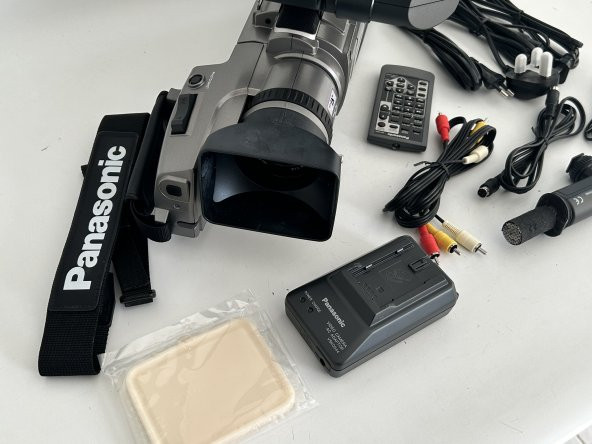Panasonic NV-MD9000EN Mini DV Video Kamera (LCD Ekran Sorunlu) - 4