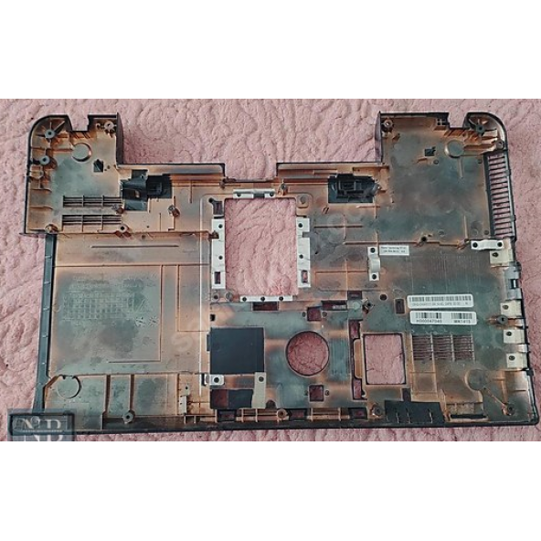 Toshiba Satellite C55D-A ALT KASA SORUNSUZ - 2