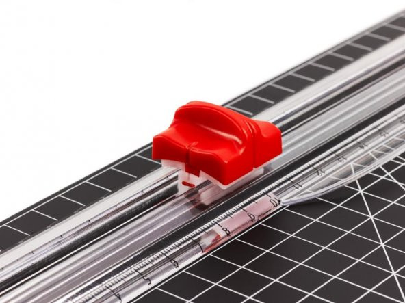 DAHLE 40001 VANTAGE SÜRGÜLÜ GİYOTİN - A4(30CM) - 12SYF. - 3