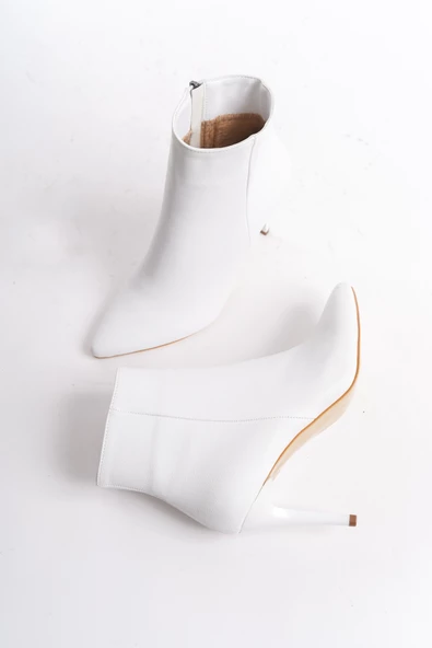 Nairobi Beyaz Mat İnce Topuklu Klasik Bot - Resim 2