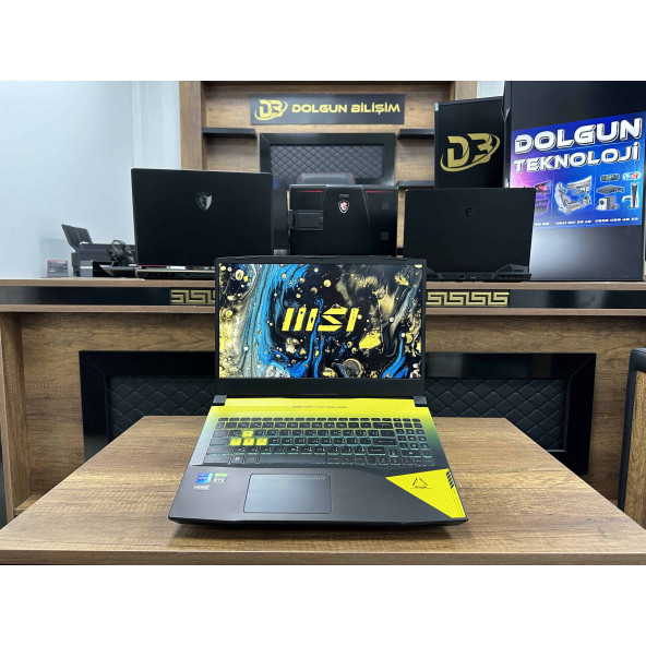 MSI Crosshair 15 B12UGZ-627US Intel Core i7 12700H 16GB 512GB SSD RTX3070 15.6" FHD 144Hz W11 (İKİNCİ EL)