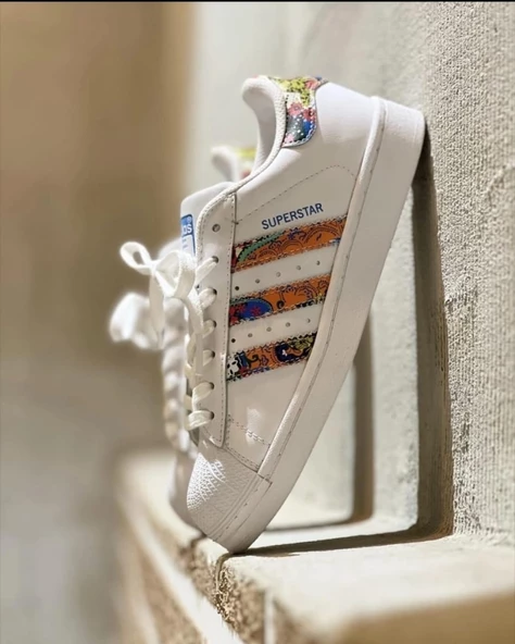 Adidas Superstar HER Studio London Spor Ayakkabı H04077 - 2