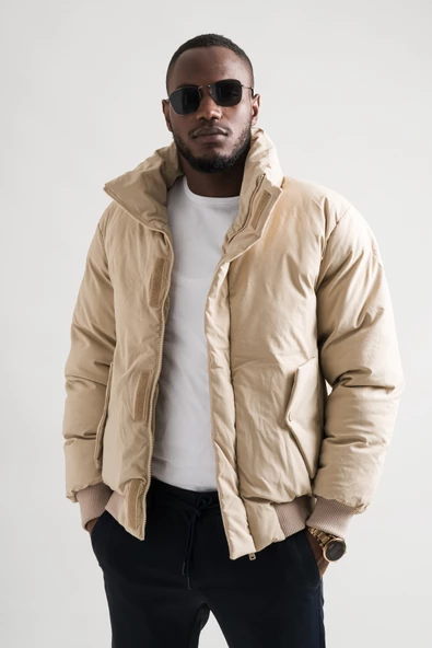 Regular Fit Dik Yaka Fermuar Ve Çırtçırt Kapamalı Beli Ve Kolları Lastikli Spor Şişme Kısa Mont - 4