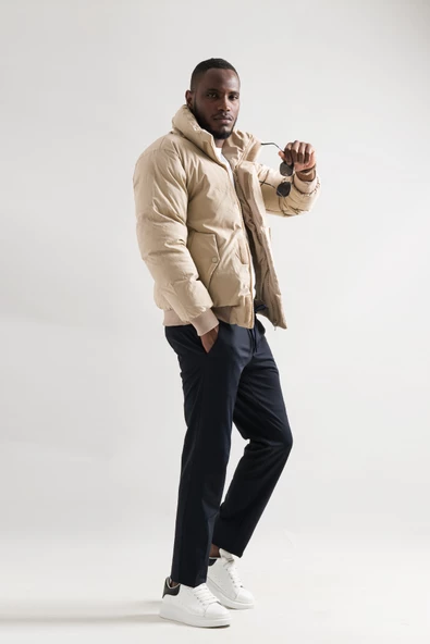 Regular Fit Dik Yaka Fermuar Ve Çırtçırt Kapamalı Beli Ve Kolları Lastikli Spor Şişme Kısa Mont - 2