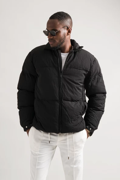 Regular Fit Dik Yaka Fermuar Kapamalı Kolları Lastikli Spor Şişme Mont - Resim 10