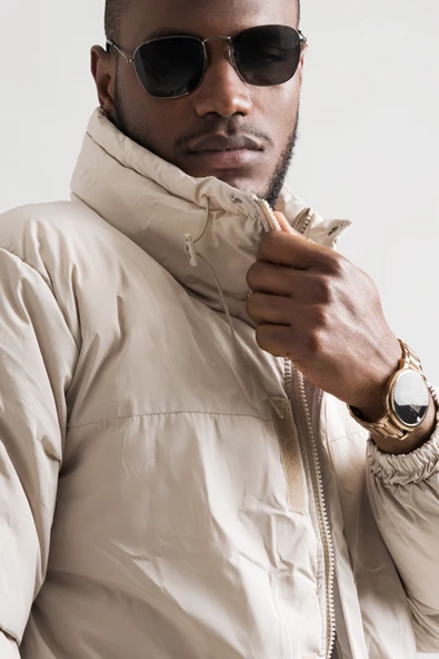 Regular Fit Dik Yaka Fermuar Ve Çırtçırt Kapamalı Kolları Lastikli Torba Cepli Spor Şişme Mont - 6