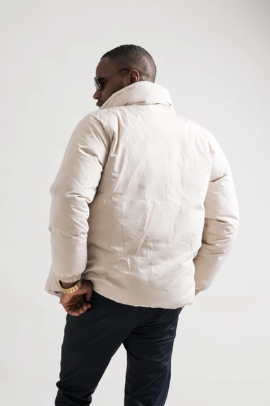 Regular Fit Dik Yaka Fermuar Ve Çırtçırt Kapamalı Kolları Lastikli Torba Cepli Spor Şişme Mont - 7