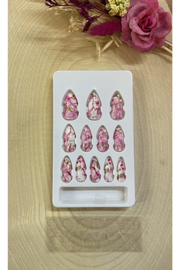 Badem Batik Desenli Ebruli Tak Ve Çık Takma Tırnak - 1