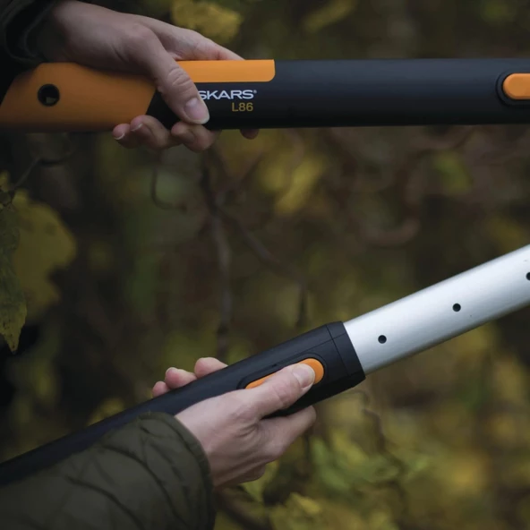 Fiskars HS86 SmartFit Teleskopik Çit Budama Makası 1013565 - 4