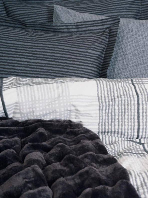 Cotton Box Trim Çift Kişilik Battaniyeli Nevresim Takımı Smooth Siyah - 2