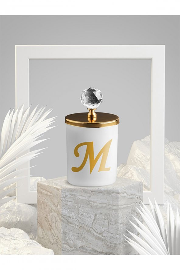 Tiem Concept Özel Tasarım M Harfli Vanilya Kokulu Gold Kristal Tepelikli Beyaz Bardak Mum