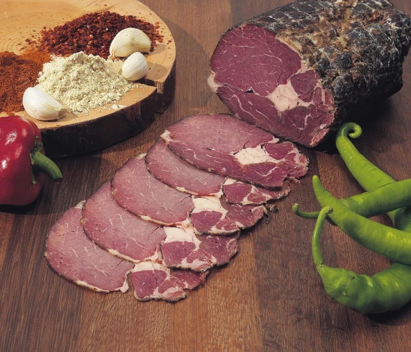 Karaca Geleneksel Boşnak Usulü Dana İsli Kuru Et 1000 Gr