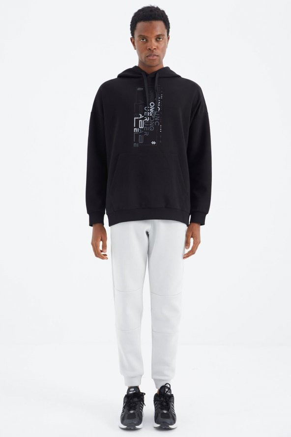 TOMMY LIFE Siyah Kapüşonlu Baskı Detaylı Rahat Kalıp Erkek Sweatshirt - 88285 T14ER-88285 - 4