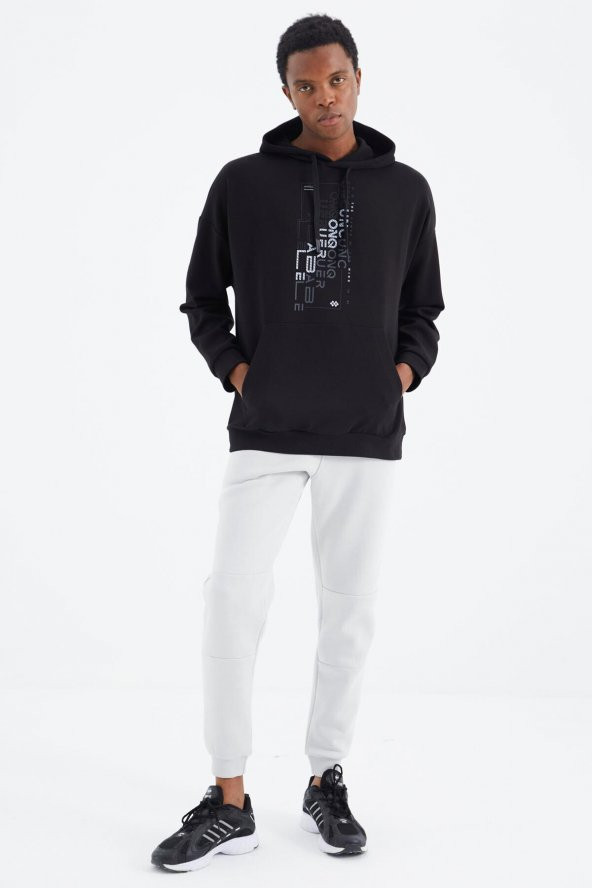 TOMMY LIFE Siyah Kapüşonlu Baskı Detaylı Rahat Kalıp Erkek Sweatshirt - 88285 T14ER-88285 - 5