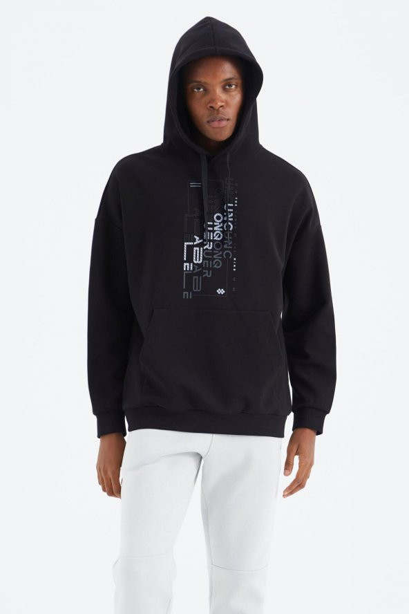 TOMMY LIFE Siyah Kapüşonlu Baskı Detaylı Rahat Kalıp Erkek Sweatshirt - 88285 T14ER-88285 - 8