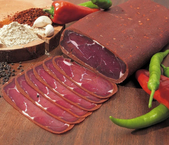 Karaca Yöresel İrişkin Sucuk 250 Gr Sırt Pastırma 250 Gr Blok Dana Kavurma 250 Gr - 2