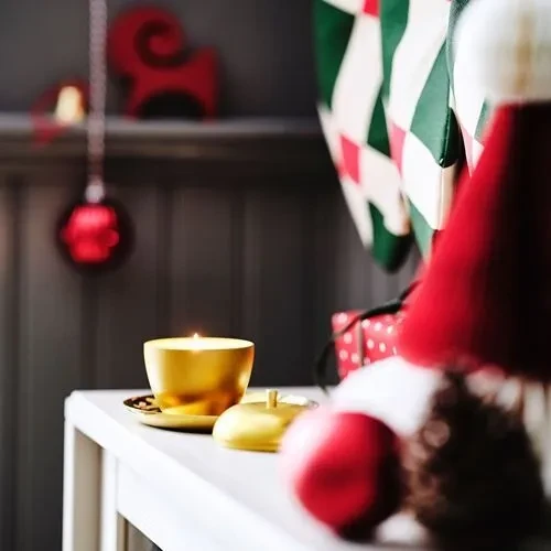 IKEA Vınterfınt Metal Kutuda Kokulu Mum - Altın Rengi - Resim 4