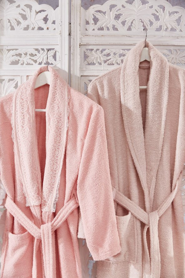 Family Dantelli Pembe & Kapuçino Aile Bornoz Seti 6 Parça Çeyizlik Kadın Erkek Banyo Havlu Takımı - 2