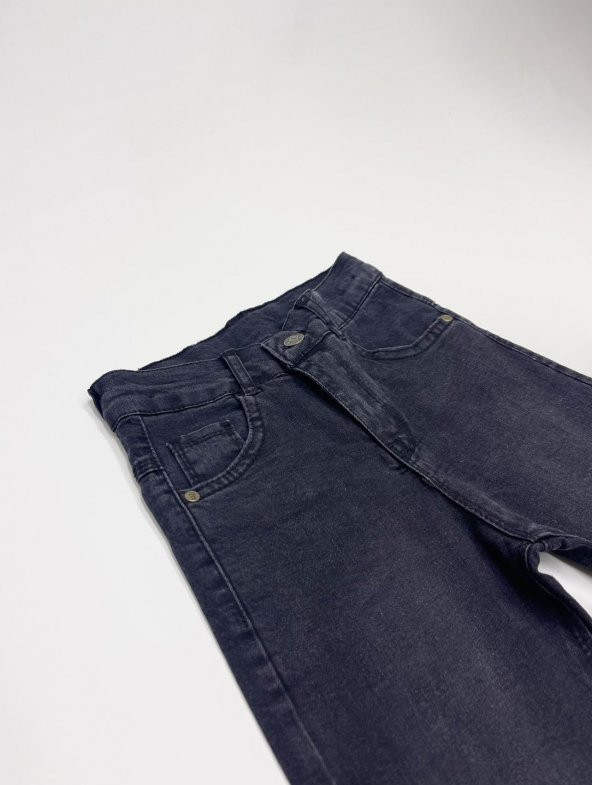 Erkek Çocuk Düz Kemerli Füme Kot Pantolon (Bir beden büyük almanız tavsiye edilir.) - 2