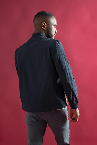 Slim Fit Dik Yaka Fermuar Kapamalı Yandan Cepli Astarlı Baharlık Mont - 4