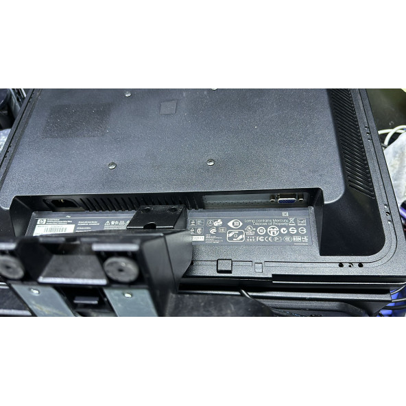 HP Le1901w 19" 1440 X 900 TN LCD Monitor NK570A - 3