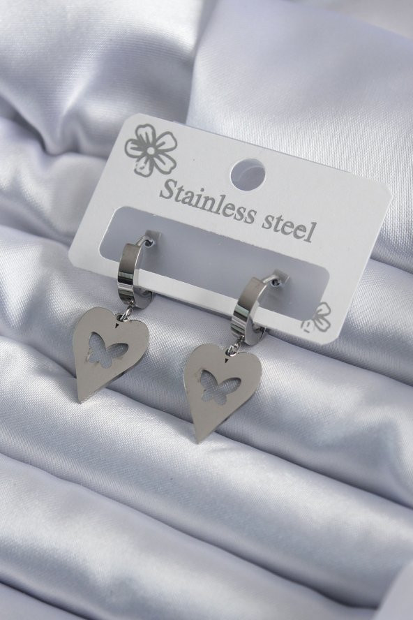 316L Çelik Gümüş Renk Kalp Model Kelebek İşleme Kadın Küpe ürün görseli