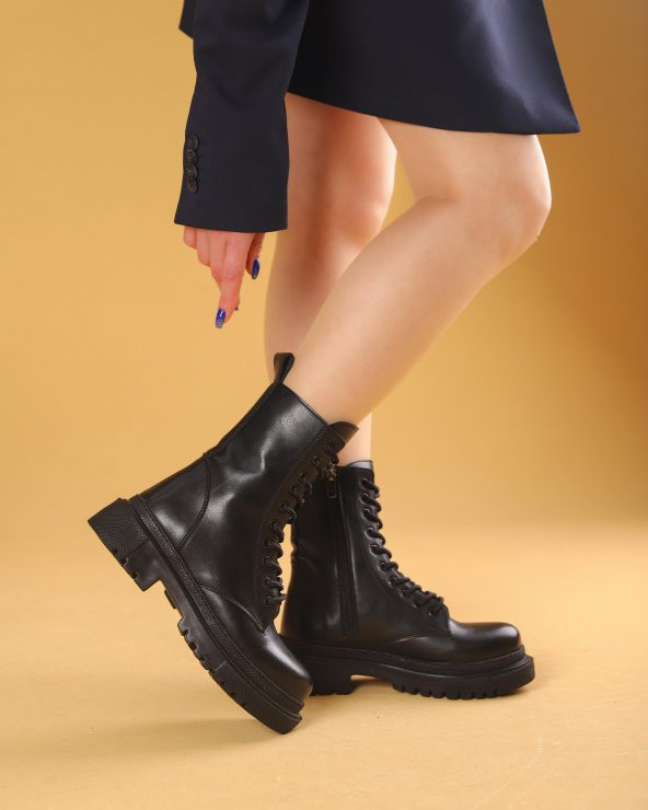 Golda Siyah Renkli Kadın Kışlık Bot - 2