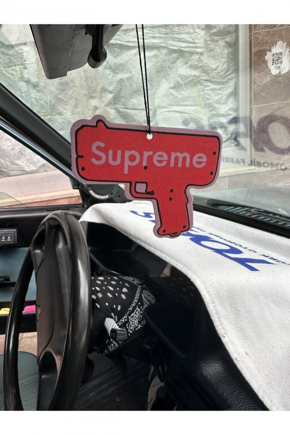 Supreme Tabanca Tasarımlı Oto Asma Koku