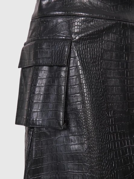Desenli Deri Cep Kapaklı Mini Etek Siyah - 6